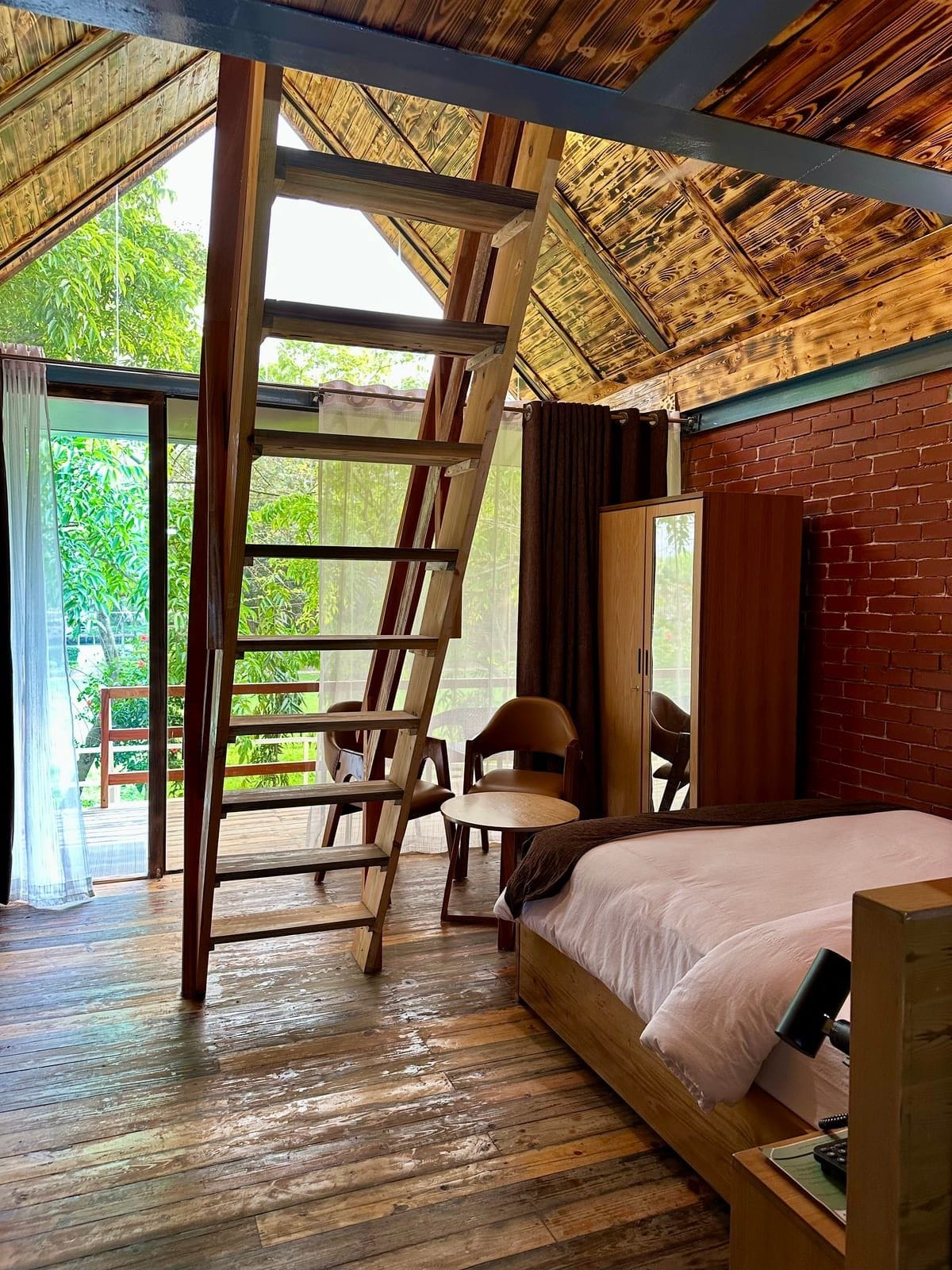 Premium SkyView Cottage — photo 4